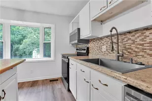 1828 Paisley Ave, Fayetteville, NC 28304 - Photo 12