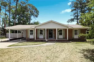 1011 Bingham Dr, Fayetteville, NC 28304 - Photo 1