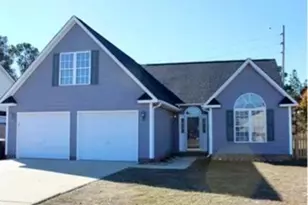 1047 Gatesville Dr, Hope Mills, NC 28348 - Photo 1