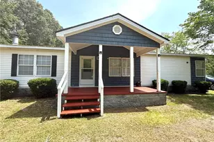 1197 E Parkton Tobermory Rd, Parkton, NC 28371 - Photo 2