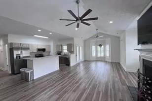 812 Sage Creek Ln, Fayetteville, NC 28305 - Photo 4