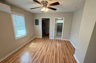 208 Scarborough St, Spring Lake, NC 28390 - Photo 4