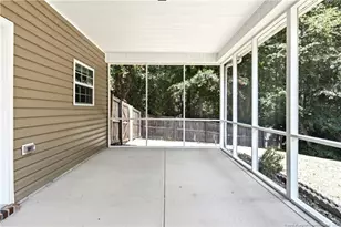 2438 Market Hill Dr, Fayetteville, NC 28306 - Photo 44