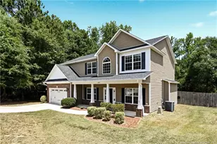 2438 Market Hill Dr, Fayetteville, NC 28306 - Photo 2