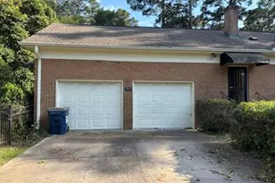 2002 N Elm St, Lumberton, NC 28358 - Photo 6