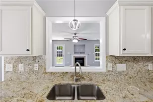 2206 Foster Gwin Ln, Fayetteville, NC 28304 - Photo 14