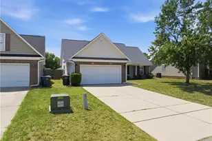 2206 Foster Gwin Ln, Fayetteville, NC 28304 - Photo 46