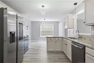 2206 Foster Gwin Ln, Fayetteville, NC 28304 - Photo 2