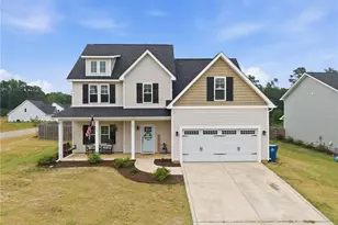 101 Woodford Ln, Vass, NC 28394 - Photo 2