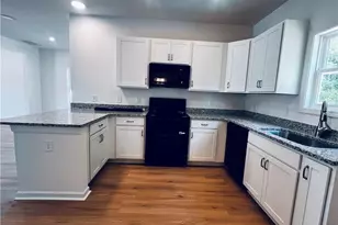 541 Bartley St, Vass, NC 28394 - Photo 10