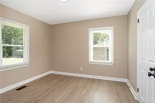 5307 Cherry Ln, Fayetteville, NC 28304 - Photo 20