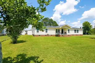 112 Rennert Rd, Lumberton, NC 28360 - Photo 2