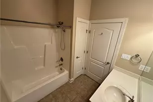 210 Fountainhead Ln, Fayetteville, NC 28301 - Photo 16