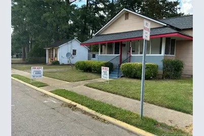 120 W Elwood Avenue, Raeford, NC 28376 - Photo 1