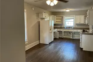 120 W Elwood Ave, Raeford, NC 28376 - Photo 8