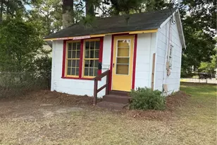 120 W Elwood Ave, Raeford, NC 28376 - Photo 4