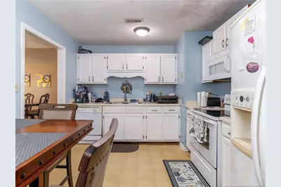 2828 Rosemeade Drive, Fayetteville, NC 28306 - Photo 6