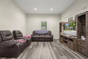 191 W Third St, Parkton, NC 28371 - Photo 6