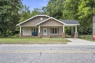 191 W Third St, Parkton, NC 28371 - Photo 2