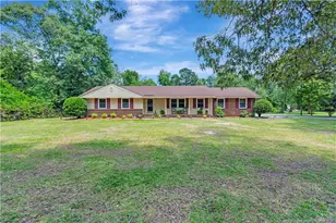 246 Robin Rd, Lumberton, NC 28358 - Photo 2