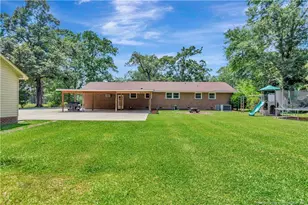 246 Robin Rd, Lumberton, NC 28358 - Photo 28