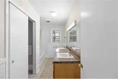 344 S 4th Street, Saint Pauls, NC 28384 - Photo 18