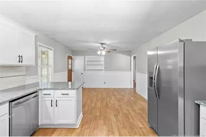 344 S 4th Street, Saint Pauls, NC 28384 - Photo 16