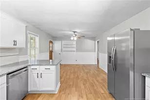 344 S 4th St, Saint Pauls, NC 28384 - Photo 16