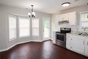 5935 Bloomsbury Dr, Fayetteville, NC 28306 - Photo 4