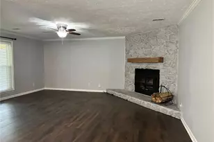 6850 Buttermere Dr, Fayetteville, NC 28314 - Photo 2