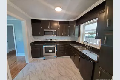 1015 Brook Street, Fayetteville, NC 28305 - Photo 8