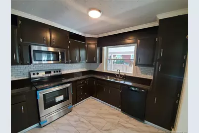 1015 Brook Street, Fayetteville, NC 28305 - Photo 10
