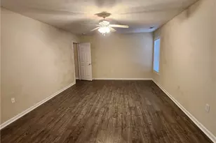 3347 Broomsgrove Dr, Fayetteville, NC 28306 - Photo 20