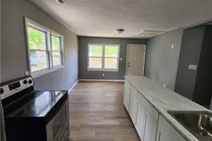 5100 Malloy Cir, Fayetteville, NC 28312 - Photo 8