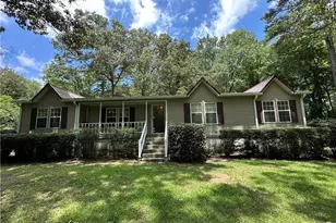 21621 Old Maxton Rd, Maxton, NC 28364 - Photo 2