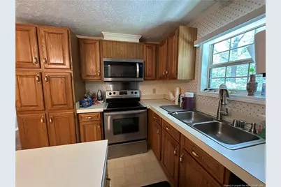 21621 Old Maxton Road, Maxton, NC 28364 - Photo 20