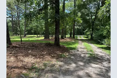21621 Old Maxton Road, Maxton, NC 28364 - Photo 6