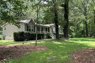 21621 Old Maxton Rd, Maxton, NC 28364 - Photo 4