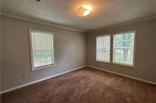 21621 Old Maxton Rd, Maxton, NC 28364 - Photo 30