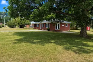 710 Tupelo Cir, Fayetteville, NC 28304 - Photo 2