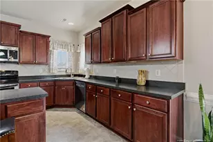 3608 Castlefield Ln, Fayetteville, NC 28306 - Photo 14