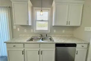 184 Brandywood Ct, Cameron, NC 28326 - Photo 4