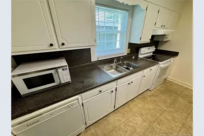 2601 N Roberts Avenue #2D, Lumberton, NC 28358 - Photo 10