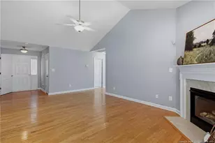263 Thorncliff Dr, Raeford, NC 28376 - Photo 10