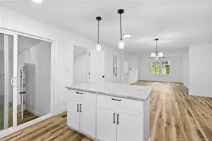 4805 Ellsworth Dr, Fayetteville, NC 28304 - Photo 8