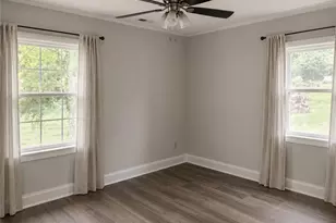 210 Brookwood Ave, Fayetteville, NC 28301 - Photo 8