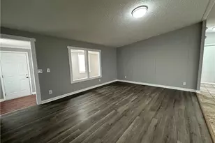 4921 Sand Mine Dr, Stedman, NC 28391 - Photo 4