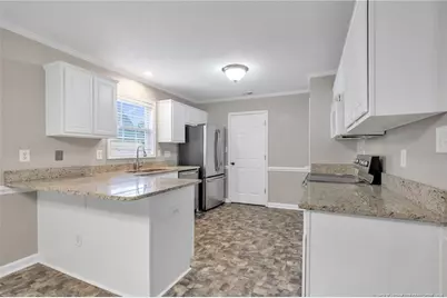 3696 Pioneer Drive, Hope Mills, NC 28348 - Photo 14