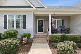 27 Copperhead Ln, Benson, NC 27504 - Photo 4