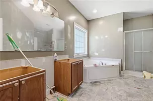 5232 McLeod Dr, Maxton, NC 28364 - Photo 12